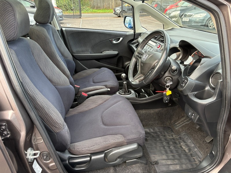 Used Honda Jazz 2011 for sale - 76482667: Photo 10