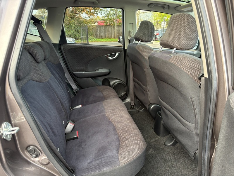 Used Honda Jazz 2011 for sale - 76482667: Photo 11