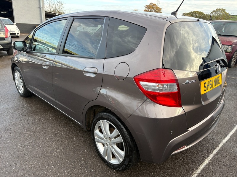 Used Honda Jazz 2011 for sale - 76482667: Photo 5