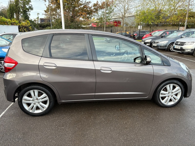 Used Honda Jazz 2011 for sale - 76482667: Photo 8