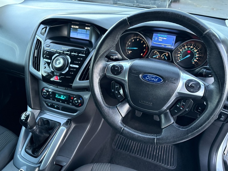 Used Ford Focus 2012 for sale - 76784627: Photo 9