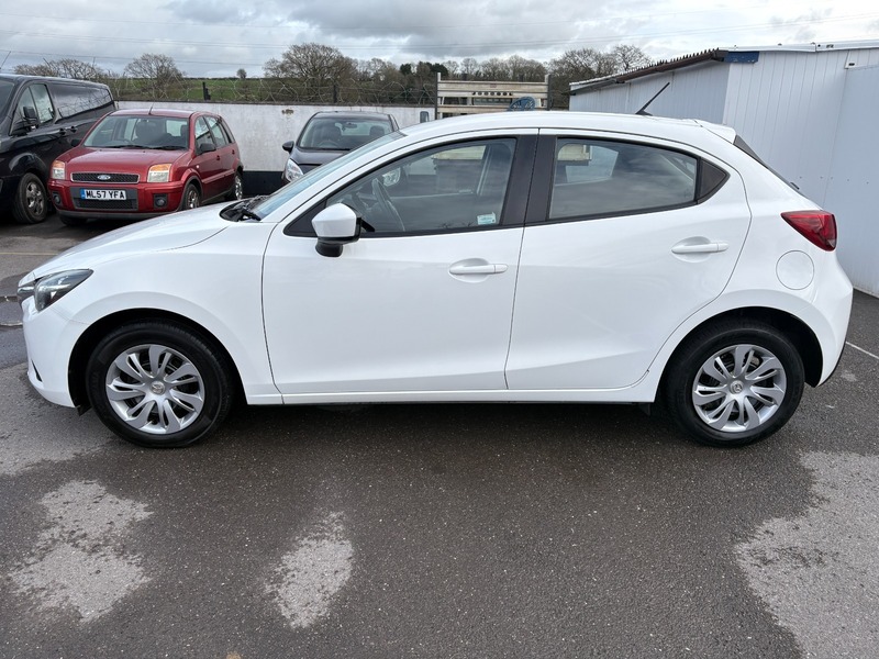 Used Mazda Mazda2 2016 for sale - 77535644: Photo 4