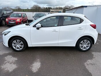 Used Mazda Mazda2 2016 for sale - 77535644: Photo