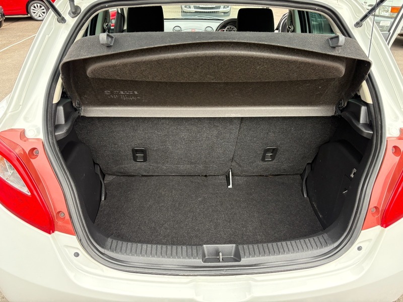 Used Mazda Mazda2 2013 for sale - 76313324: Photo 12