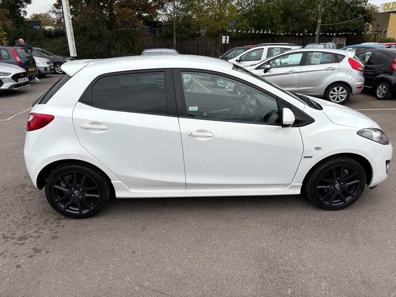Used Mazda Mazda2 2013 for sale - 76313324: Photo 8