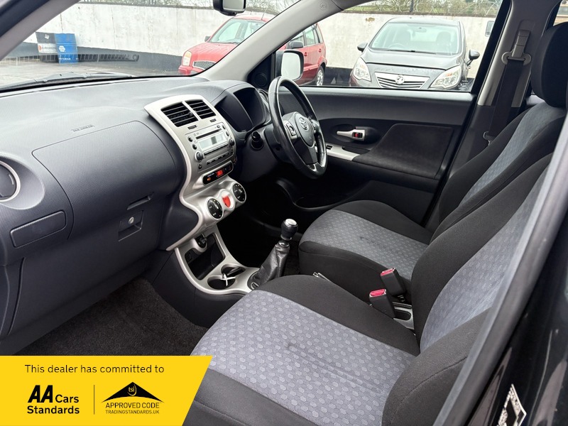 Used Toyota Urban Cruiser 2009 for sale - 77521717: Photo 14