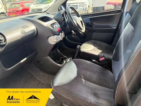 Used Peugeot 107 2013 for sale - 75067360: Photo 14