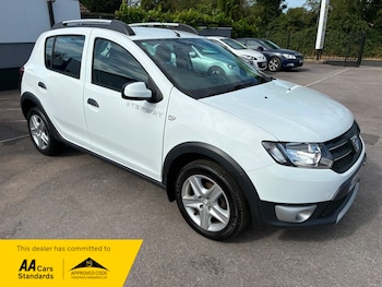 Used Dacia Sandero Stepway 2015 for sale - 79266254: Photo