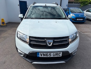 Used Dacia Sandero Stepway 2015 for sale - 79266254: Photo