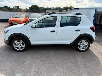 Used Dacia Sandero Stepway 2015 for sale - 79266254: Photo