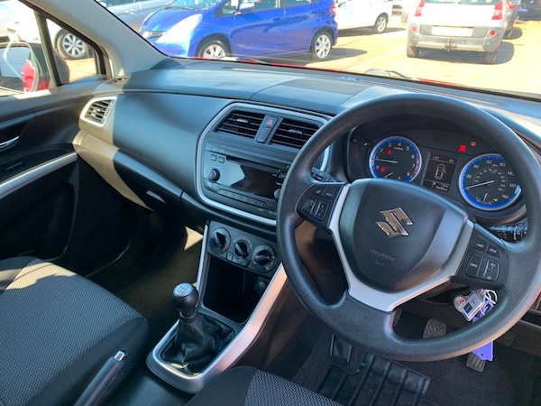 Used Suzuki SX4 2014 for sale - 74516822: Photo 9