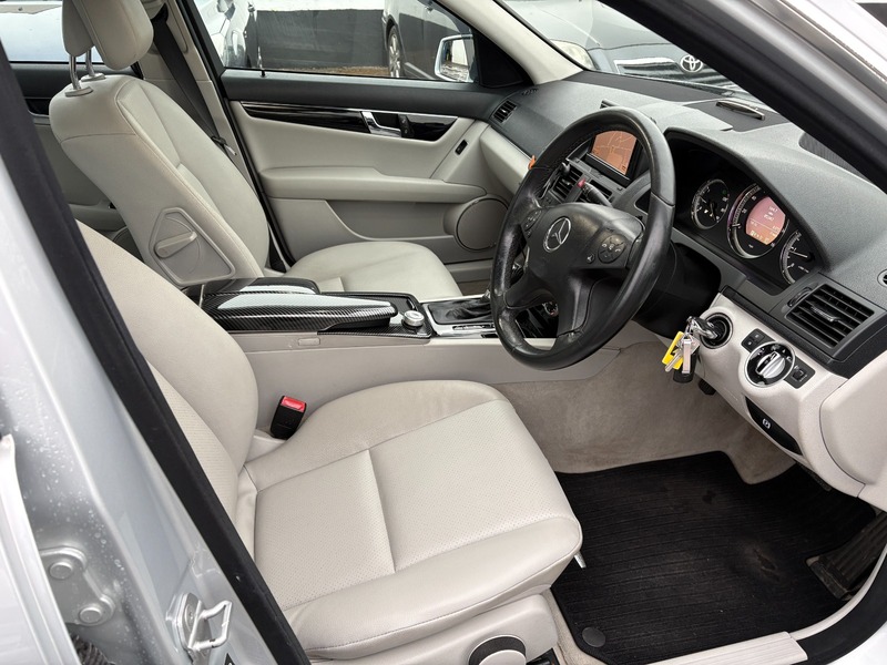 Used Mercedes-Benz C Class 2010 for sale - 77038647: Photo 9