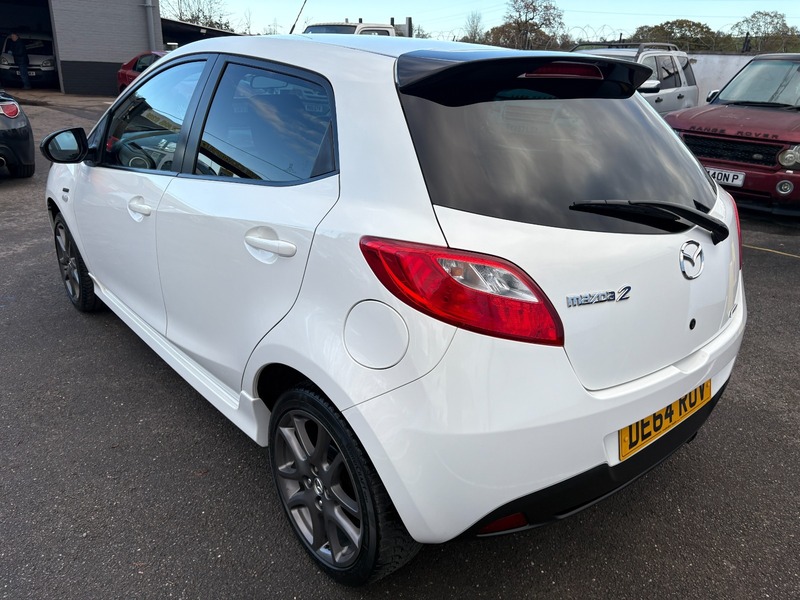 Used Mazda Mazda2 2014 for sale - 76611424: Photo 5