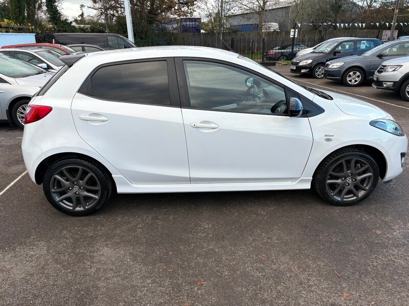 Used Mazda Mazda2 2014 for sale - 76611424: Photo 8