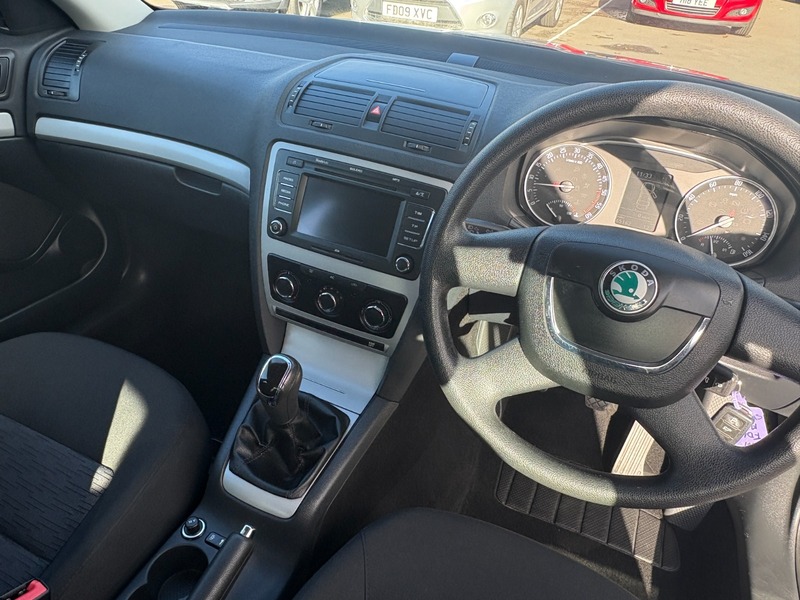 Used Skoda Octavia 2012 for sale - 76386955: Photo 9