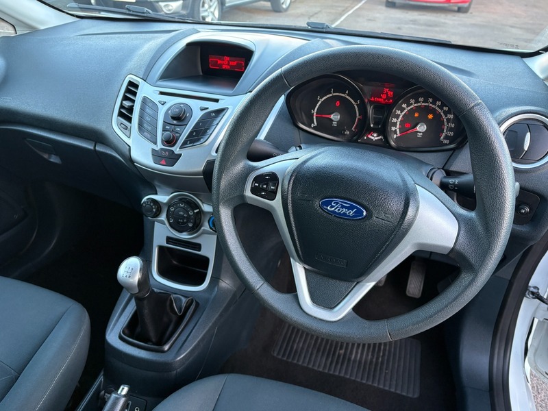 Used Ford Fiesta 2012 for sale - 77056512: Photo 9