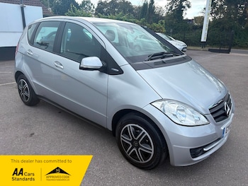 Used Mercedes-Benz A-Class 2012 for sale - 75753554: Photo