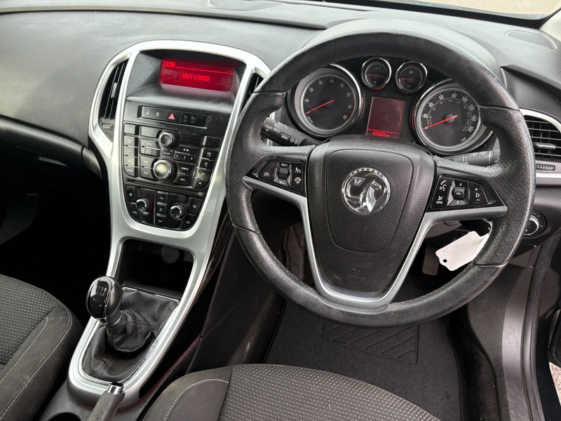 Used Vauxhall Astra 2013 for sale - 76482661: Photo 9