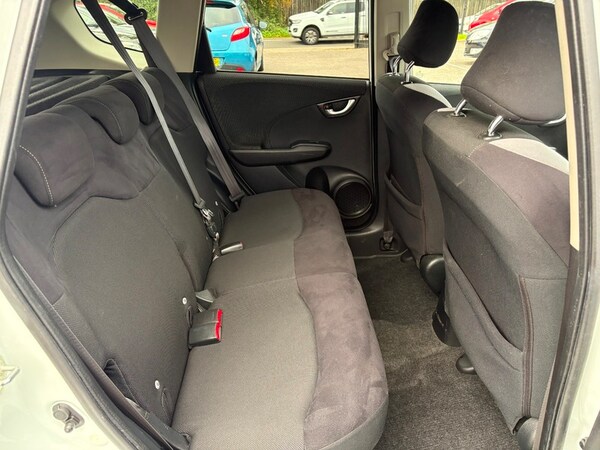 Used Honda Jazz 2012 for sale - 76197376: Photo 11