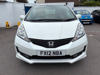Used Honda Jazz 2012 for sale - 76197376: Photo 2