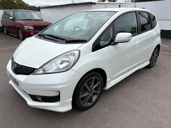 Used Honda Jazz 2012 for sale - 76197376: Photo 3