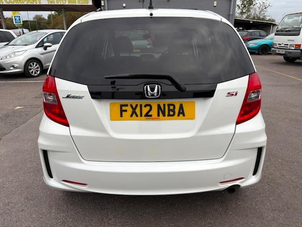 Used Honda Jazz 2012 for sale - 76197376: Photo 6