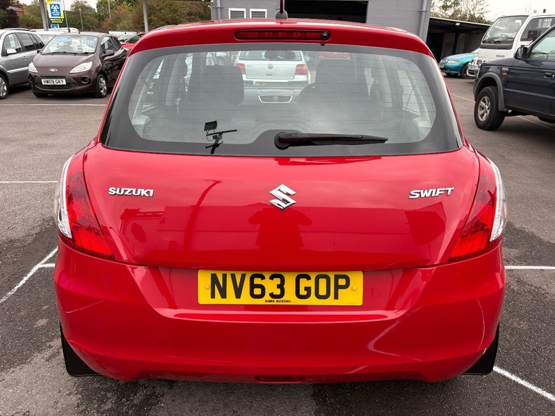 Used Suzuki Swift 2013 for sale - 76148439: Photo 4