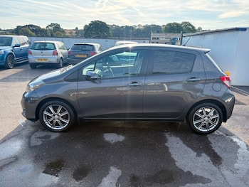 Used Toyota Yaris 2012 for sale - 79409964: Photo