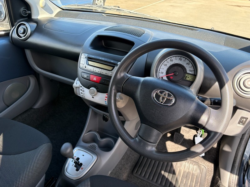 Used Toyota AYGO 2009 for sale - 78056809: Photo 9