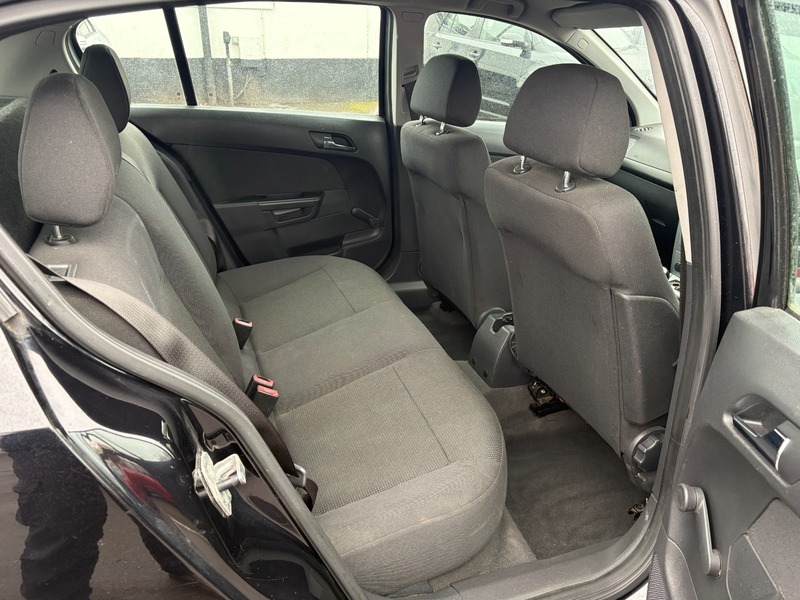 Used Vauxhall Astra 2009 for sale - 77792640: Photo 10