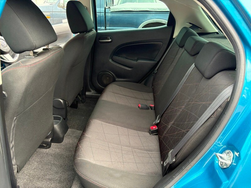 Used Mazda Mazda2 2013 for sale - 76197382: Photo 13