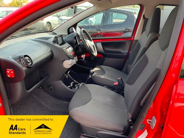 Used Toyota AYGO 2013 for sale - 74356333: Photo 14