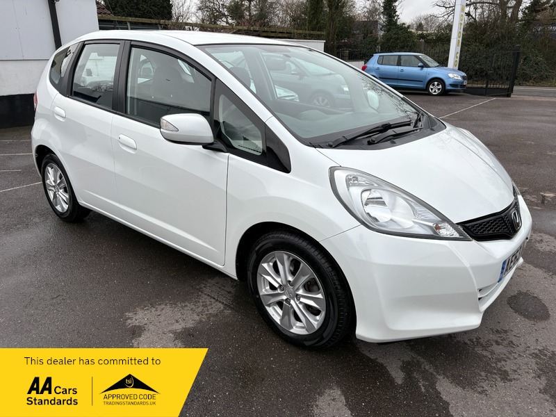 Used Honda Jazz 2013 for sale - 77384935: Photo 1