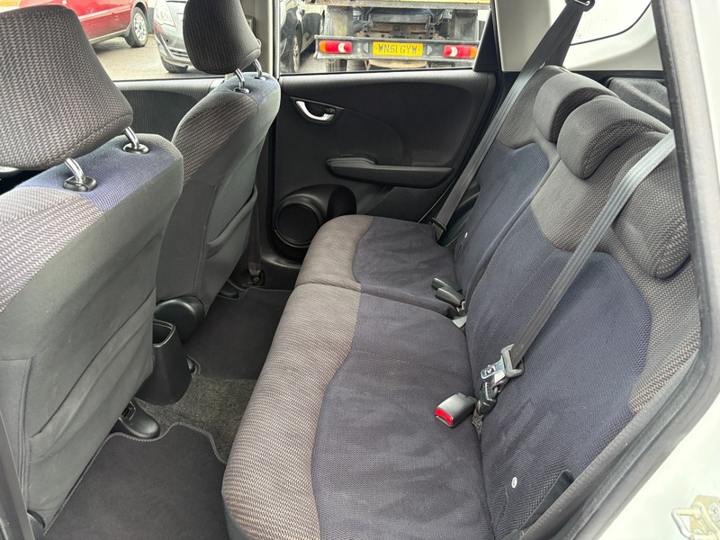 Used Honda Jazz 2013 for sale - 77384935: Photo 13