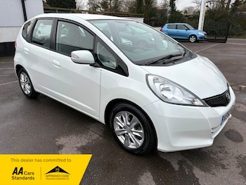 Used Honda Jazz 2013 for sale - 77384935: Photo