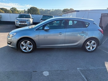 Used Vauxhall Astra 2013 for sale - 76040020: Photo