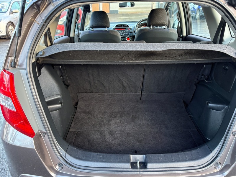 Used Honda Jazz 2012 for sale - 77384958: Photo 12