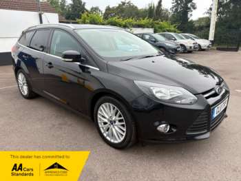 2011 - ZETEC ESTATE 5-Door