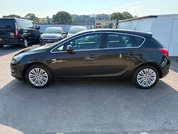Used Vauxhall Astra 2016 for sale - 79179310: Photo