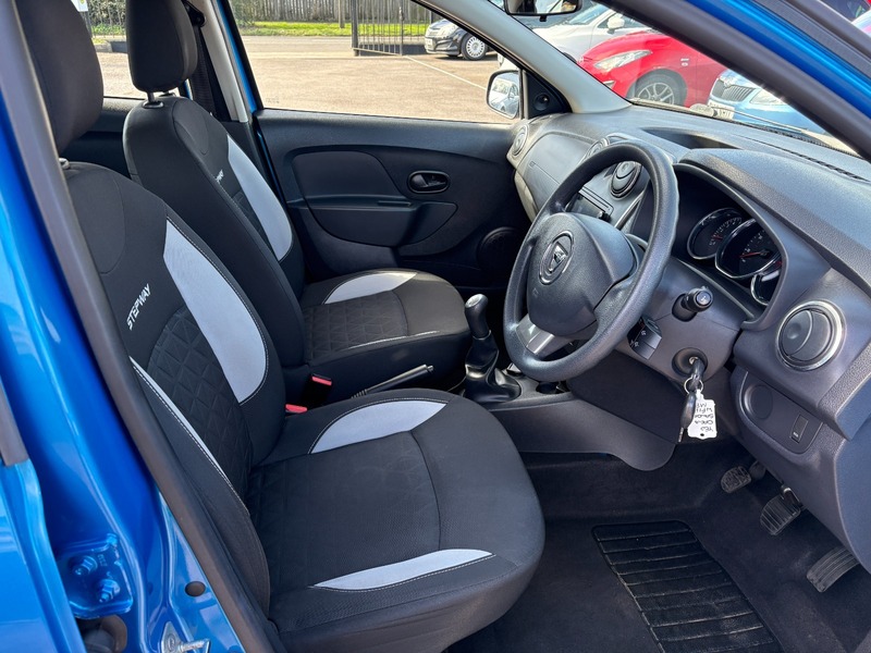 Used Dacia Sandero 2014 for sale - 77920967: Photo 10