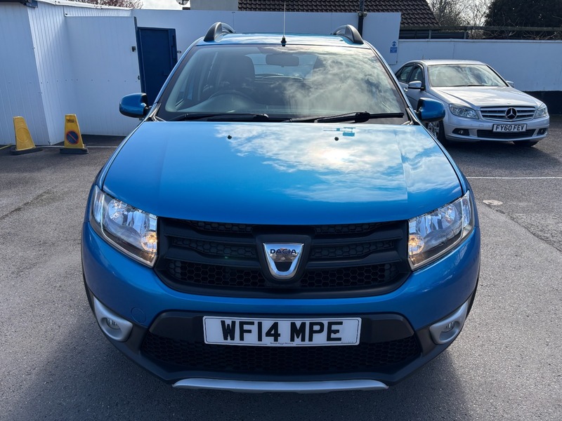 Used Dacia Sandero 2014 for sale - 77920967: Photo 2