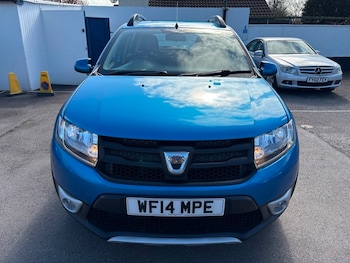Used Dacia Sandero 2014 for sale - 77920967: Photo