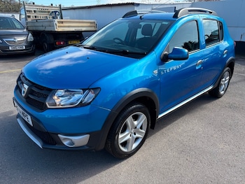 Used Dacia Sandero 2014 for sale - 77920967: Photo