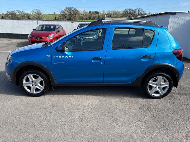Used Dacia Sandero 2014 for sale - 77920967: Photo 4