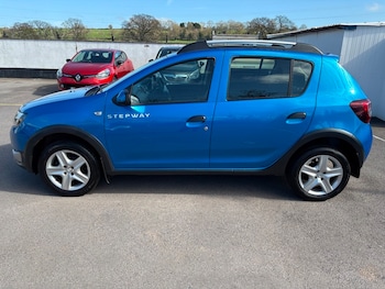 Used Dacia Sandero 2014 for sale - 77920967: Photo