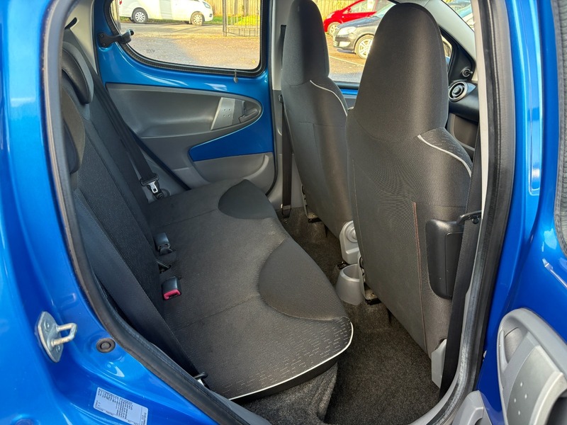 Used Peugeot 107 2011 for sale - 76368374: Photo 11