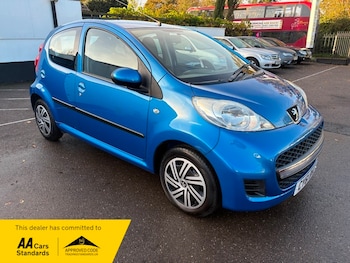 2011 - 1.0 Urban 5dr