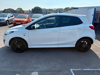 Used Mazda Mazda2 2013 for sale - 79234110: Photo