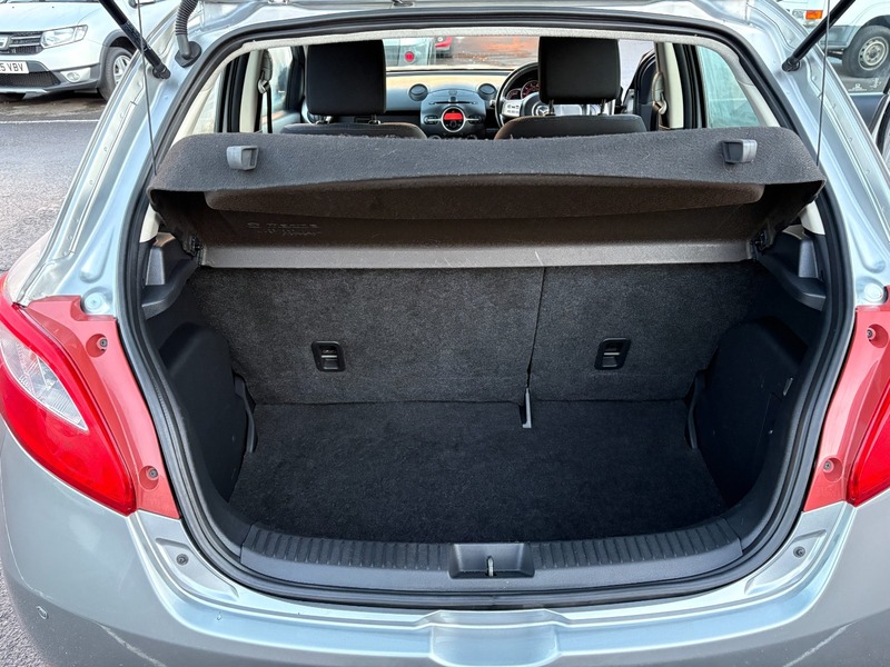 Used Mazda Mazda2 2011 for sale - 76896666: Photo 12