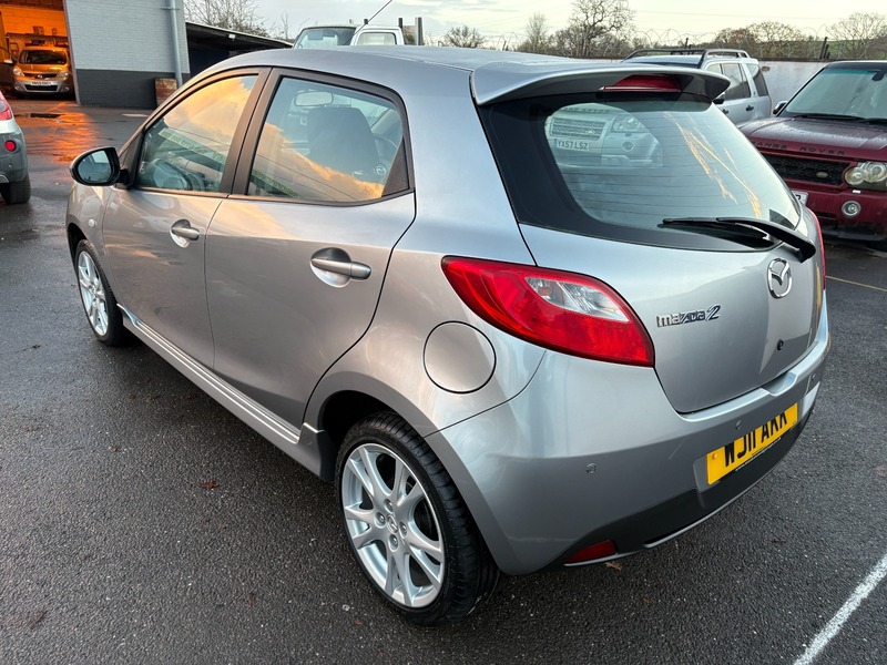 Used Mazda Mazda2 2011 for sale - 76896666: Photo 5